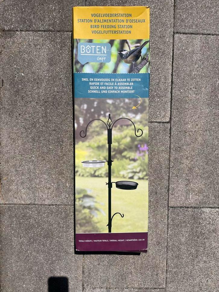 Bûten Gift Vogelvoederstation, Tuin en Terras, Vogelhuisjes en Vogelbaden, Zo goed als nieuw, Ophalen