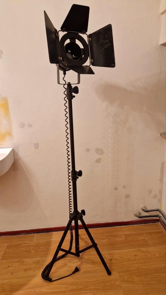 Industriële Vloerlamp / Filmlamp, Huis en Inrichting, Lampen | Vloerlampen, Gebruikt, Metaal, Ophalen