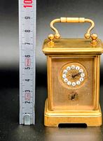 KLEIN REISKLOKJE., Ophalen of Verzenden