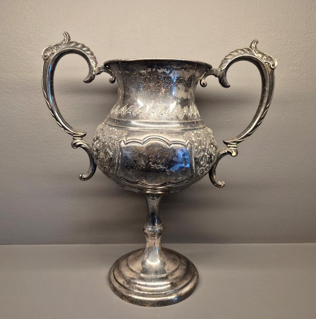 Antieke kelk / bokaal 32 CM hoog, Antiek en Kunst, Antiek | Goud en Zilver, Ophalen of Verzenden