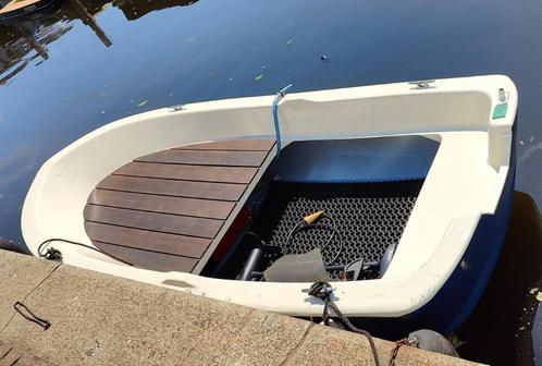 Fully electric & recently renovated boat/sloep 5hrs range, Watersport en Boten, Accessoires en Onderhoud, Gebruikt, Overige typen