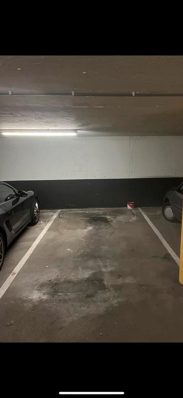 Ondergrondse Parkeergarage plek te huur beschikbaar voor biedingen