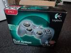 Logitech Dual Action gamepad, Ophalen of Verzenden, Zo goed als nieuw