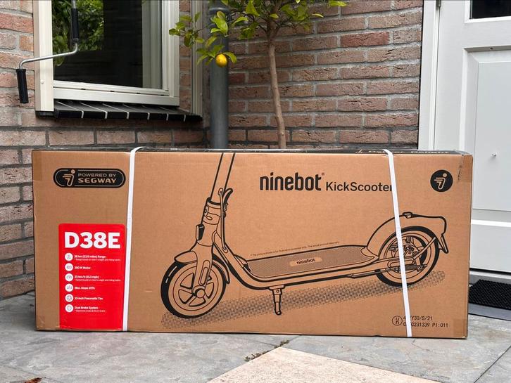 Segway Elektrische Step - 38 kilometer bereik - Segway D38E, Fietsen en Brommers, Steps, Nieuw, Elektrische step (E-scooter), Ophalen of Verzenden