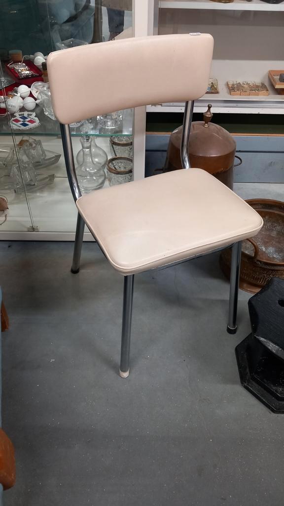 Vintage Stoel met Chromen Frame, Huis en Inrichting, Stoelen, Gebruikt, Eén, Ophalen