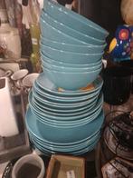 Ikea servies turquoise 7 groot 4 soep 8 ontbijt 8 kommen, Huis en Inrichting, Keuken | Servies, Ophalen of Verzenden, Zo goed als nieuw