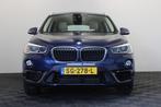 BMW X1 sDrive18i High Executive € 19.999,00, Auto's, BMW, Lichtsensor, 74 €/maand, Blauw, Bedrijf