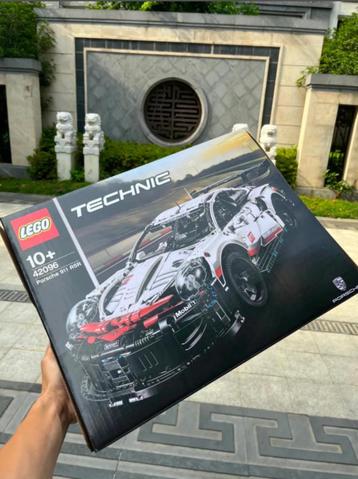LEGO Technic 42096 Porsche 911 RSR beschikbaar voor biedingen