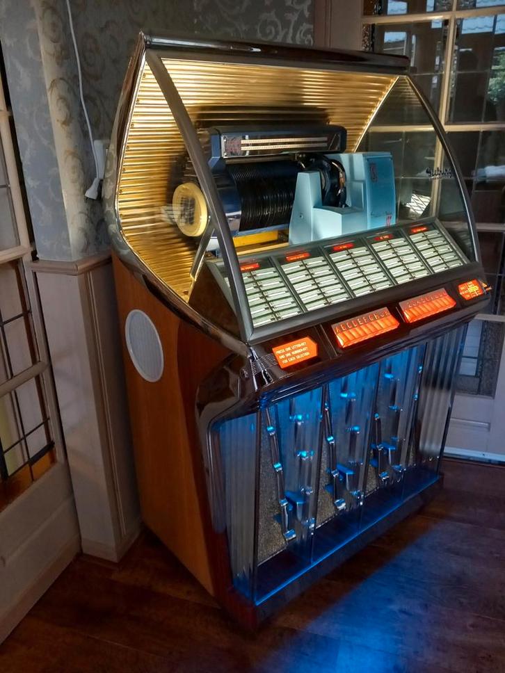 Seeburg hf100r, Verzamelen, Automaten | Jukeboxen, Zo goed als nieuw, Seeburg, 1950 tot 1960, Ophalen of Verzenden