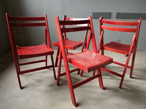Set van 4 vintage roodbruine houten klapstoelen, Huis en Inrichting, Stoelen, Zo goed als nieuw, Vier, Hout, Bruin, Ophalen