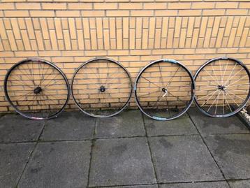Race fiets wielen Koopje beschikbaar voor biedingen