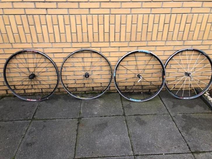Race fiets wielen Koopje, Fietsen en Brommers, Fietsonderdelen, Gebruikt, Racefiets, Wiel, Ophalen