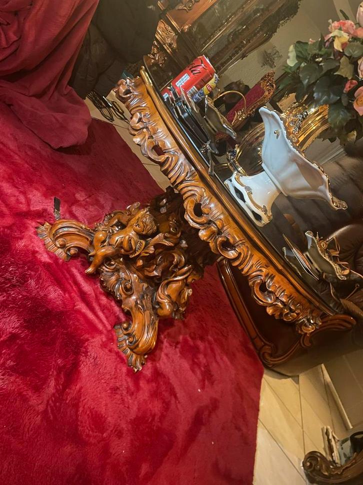 Barok Salontafel met gedetailleerd houtsnijwerk, Antiek en Kunst, Antiek | Meubels | Tafels, Ophalen