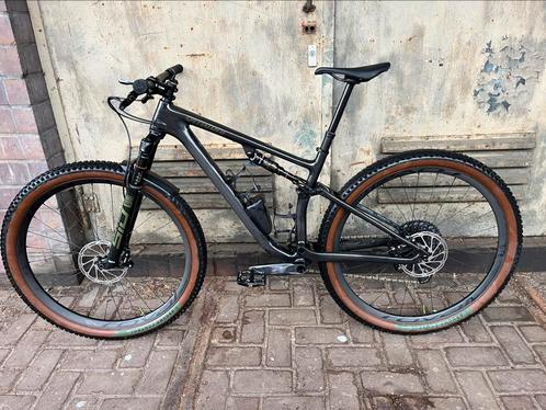 Specialized Epic EVO Expert 2023 – Met upgrades!, Fietsen en Brommers, Fietsen | Heren | Sportfietsen en Toerfietsen, Zo goed als nieuw