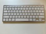 Trust Draadloos Bluetooth Toetsenbord - Qwerty, Multimediatoetsen, Verzenden, Zo goed als nieuw, Draadloos