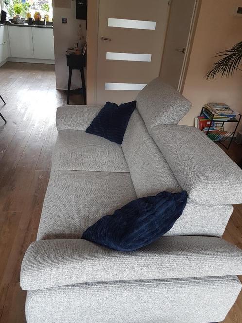 Bank (2,5 zits) en Fauteuil met elec bedienbare relaxfunctie, Huis en Inrichting, Banken | Bankstellen, Zo goed als nieuw, Rechte bank