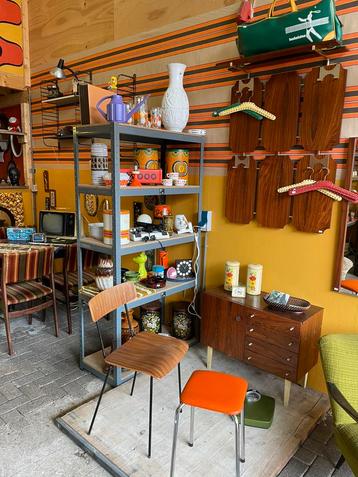 Zaterdag 5 juli geopend! Vintage shoppen Vire bathmen beschikbaar voor biedingen