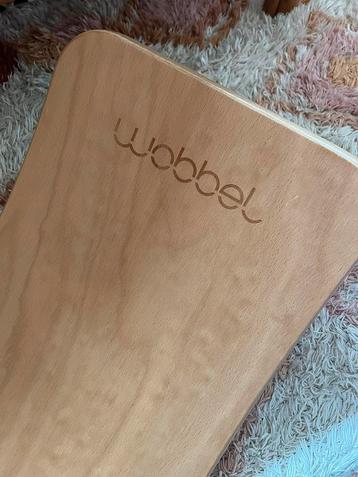 Wobbel original roze vilt beschikbaar voor biedingen