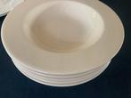 VT WONEN /diepeborden roomkleur, Ophalen of Verzenden, Zo goed als nieuw, Bord(en), Effen