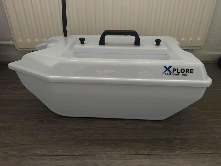 Bboats xplore mk2 + raymarine dragonfly5 pro+ extras, Watersport en Boten, Hengelsport | Karpervissen, Zo goed als nieuw, Overige typen