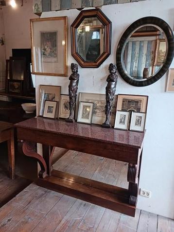 Lange Wandtafel of Console tafel beschikbaar voor biedingen