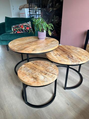 Mango houten salon tafels beschikbaar voor biedingen