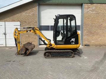 Caterpillar 301,7D (bj 2016) beschikbaar voor biedingen