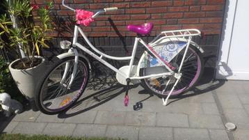 Meisjesfiets vanaf 10 jaar beschikbaar voor biedingen