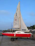 Kajuitzeilboot Lanaverre 510 + trailer + buitenboordmotor, Watersport en Boten, Ophalen, Gebruikt, Minder dan 15 m², Overige typen