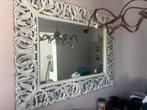 Mooie grote spiegel met decoratieve brede houten lijst, Ophalen, Gebruikt, 100 tot 150 cm, 125 cm of meer