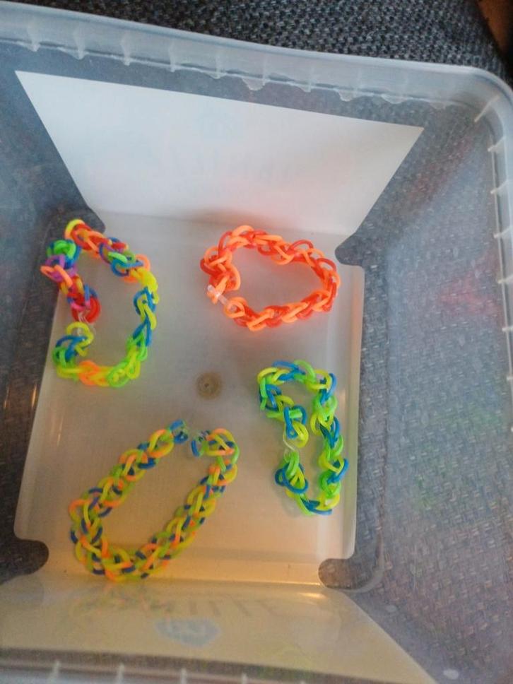 Zelfgemaakte loombandjes, Hobby en Vrije tijd, Knutselen, Nieuw, Knutselwerk, Ophalen