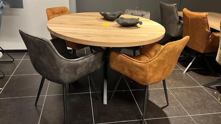 Eettafel rond 130 cm massief eiken zware tafel. NIEUW, Huis en Inrichting, Tafels | Eettafels, Nieuw, 100 tot 150 cm, 100 tot 150 cm