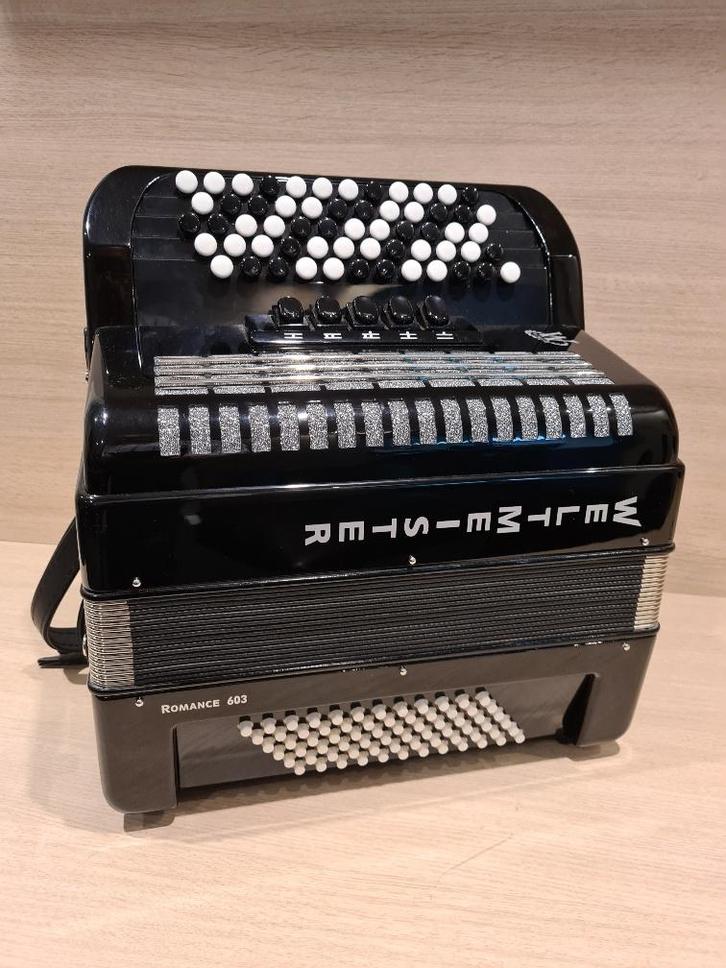 Weltmeister Romance 603 knopaccordeon B-Griff black occasion, Muziek en Instrumenten, Accordeons, Zo goed als nieuw, Knopaccordeon