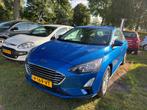 Ford Focus BWJ 2020 1.0 EcoBoost 126 PK Titanium Business AP, Stof, Gebruikt, Met garantie (alle), Blauw