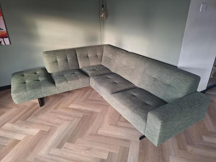 Montel Traffic hoekbank groen 270 cm breed, Huis en Inrichting, Banken | Complete zithoeken, Zo goed als nieuw, Stof, Ophalen