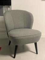 WOOOD Fauteuil Grijs - Stijlvolle Zitplaats, Huis en Inrichting, Ophalen, Minder dan 75 cm, Zo goed als nieuw, 50 tot 75 cm