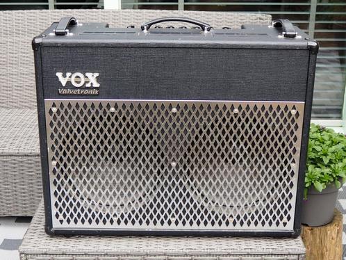 Vox AD 100VT Valvetronix (100w. 2 x 12) RUIL....RUIL....RUIL, Muziek en Instrumenten, Versterkers | Bas en Gitaar, Zo goed als nieuw