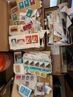 3 doosjes met oude postzegels, Ophalen of Verzenden, Nederland