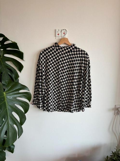 houndstooth black white blouse top standing car sz 38, Kleding | Dames, Blouses en Tunieken, Zo goed als nieuw, Maat 38/40 (M)