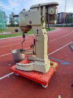 Deegmachine / kneedmachine, Witgoed en Apparatuur, Keukenmixers, 4 liter of meer, Ophalen, Gebruikt, 3 snelheden of meer