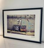 BANKSY : lithografie met certificaat, Ophalen of Verzenden