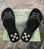 OFF-WHITE Logo Flip Flop slippers maat 44, Kleding | Heren, Schoenen, Slippers, Ophalen of Verzenden, Zo goed als nieuw, Zwart