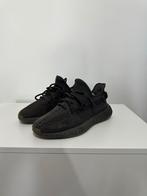 Yeezy Cinder, Ophalen of Verzenden, Gedragen, Zwart, Sneakers of Gympen