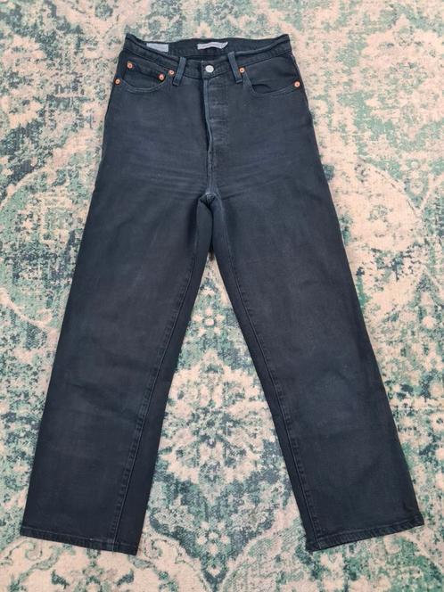 Levi's Ribcage straight W28 L29 WMN Tulsi2829, Kleding | Dames, Spijkerbroeken en Jeans, Zo goed als nieuw, W28 - W29 (confectie 36)