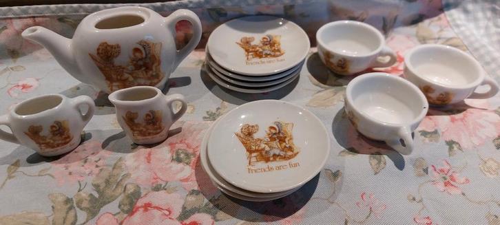 Sarah Kay Holly Hobbie kinderservies poppenservies, Antiek en Kunst, Curiosa en Brocante, Ophalen of Verzenden