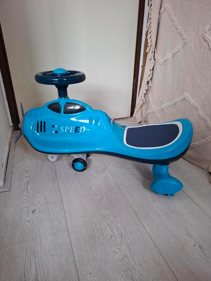 Loopfiets vliegtuig blauw, Kinderen en Baby's, Speelgoed | Buiten | Voertuigen en Loopfietsen, Nieuw, Loopvoertuig, Ophalen of Verzenden