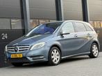 Mercedes-Benz B-Klasse 180 CDI Leer Xenon Navi (bj 2014), Auto's, Voorwielaandrijving, 4 cilinders, 715 kg, Blauw