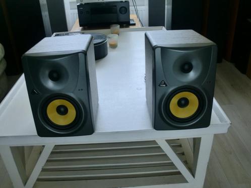Behringer TRUTH B1030A actieve studiomonitor onderhoud gehad, Audio, Tv en Foto, Luidsprekers, Refurbished, Front, Rear of Stereo speakers