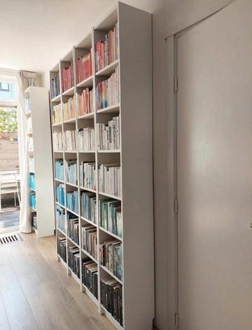 4x Ikea BILLY Boekenkast 40x28x237 cm

 beschikbaar voor biedingen