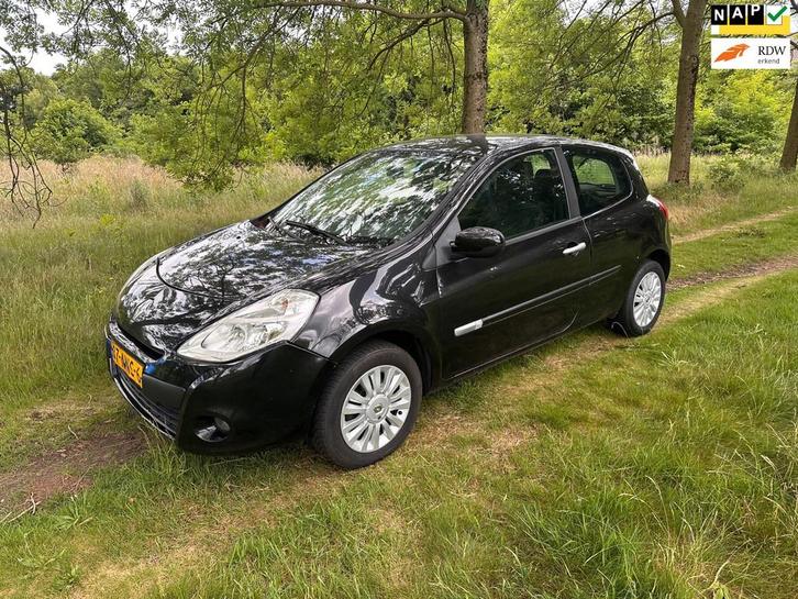 Renault Clio 1.2 TCe Collection apk t/m 10-08-2025, Auto's, Renault, Bedrijf, Te koop, Clio, ABS, Airbags, Airconditioning, Boordcomputer